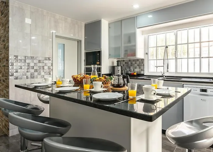 Salinas 滨海保尔